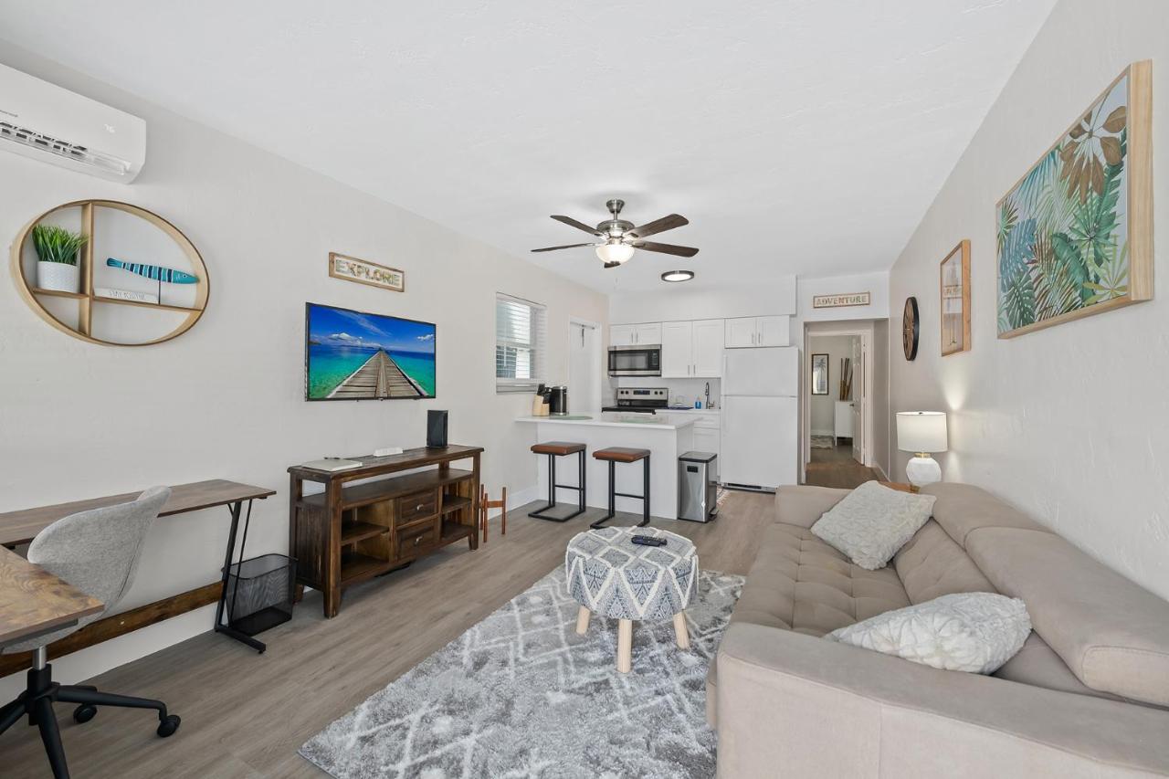 Comfy Bnb W/ King Bed + Work/Travel + Beach 8 Min Plaja Hallandale Exterior foto